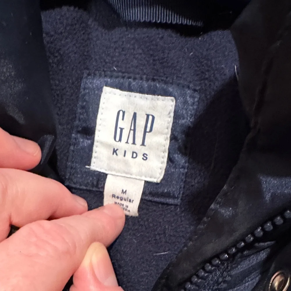 GAP Navy Blue Girls Satin  Puffer Coat size medium